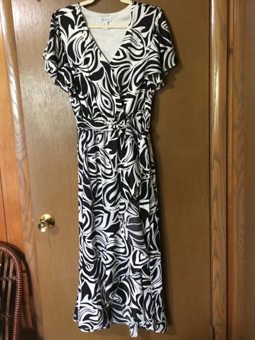 Nicole Miller Black/White Abstract Pattern Maxi Dress-Size XL,NWT - Picture 4 of 7